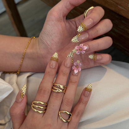 Yellow Polka Tips