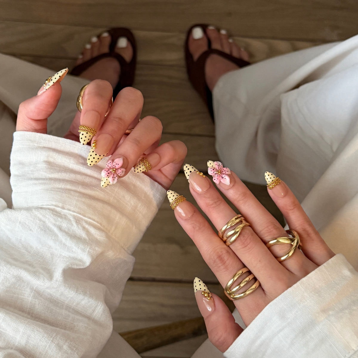 Yellow Polka Tips