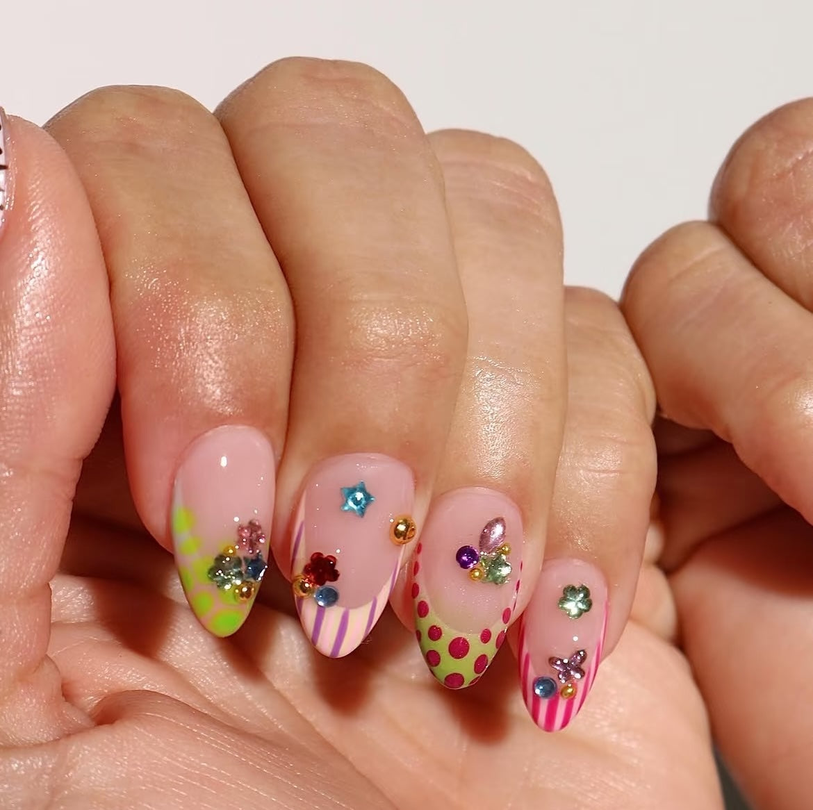 Bedazzling French Tips ✨