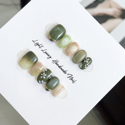 Olive Daisy